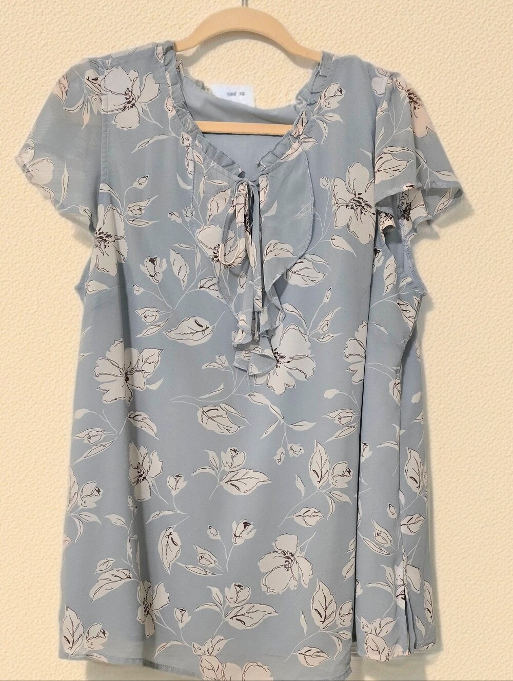 BloomChic Pale Blue Floral Tie-Neck Top